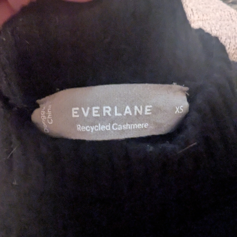Assorted Sweater Collection - Picture 9 of 12